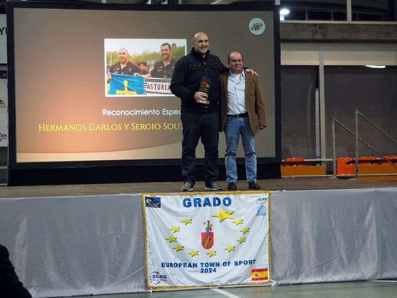 Grado hace gala de la "gran familia" del deporte