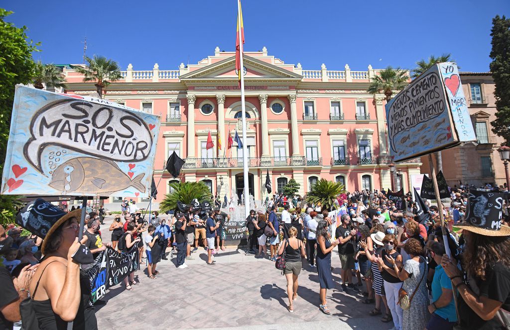 Así ha sido la manifestación por el Mar Menor de este sábado en Murcia