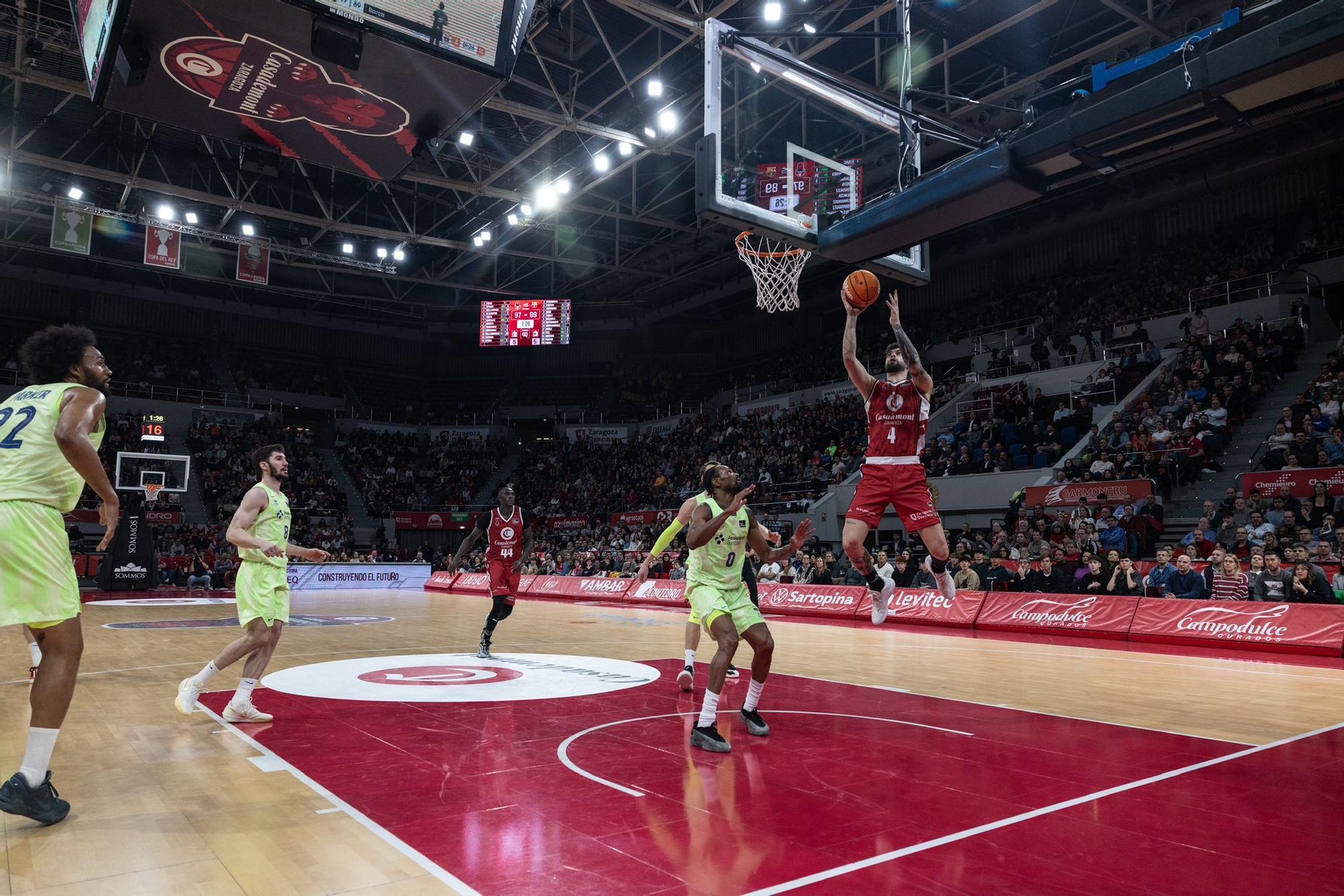 Así ha sido el partido entre el Casademont Zaragoza y el Barcelona