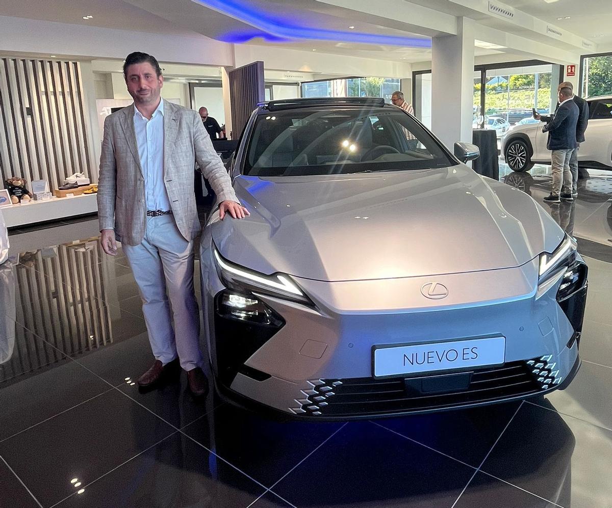 PRESENTACIÓN LEXUS.