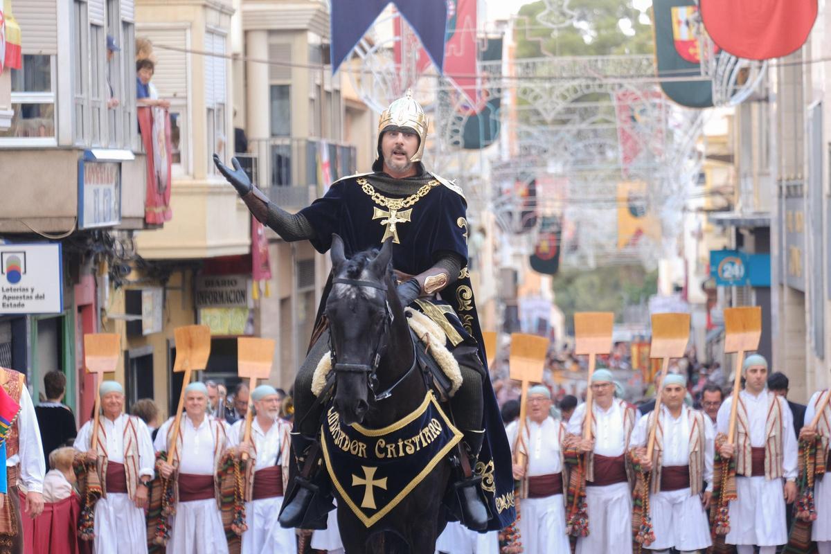 Así ha sido la Entrada Cristiana de las fiestas de Petrer
