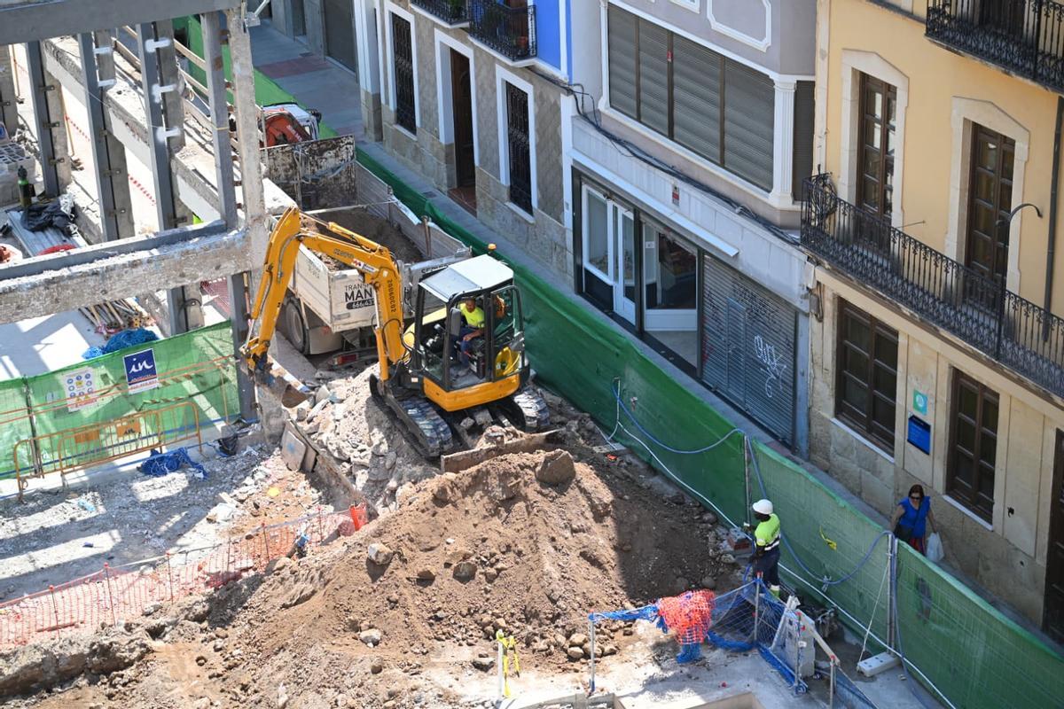 Los trabajos arqueológicos han avanzado mucho en las últimas semanas junto al Mercado Central de Elche