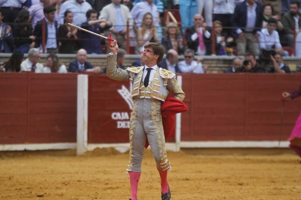 Orejas para Ponce y Marín