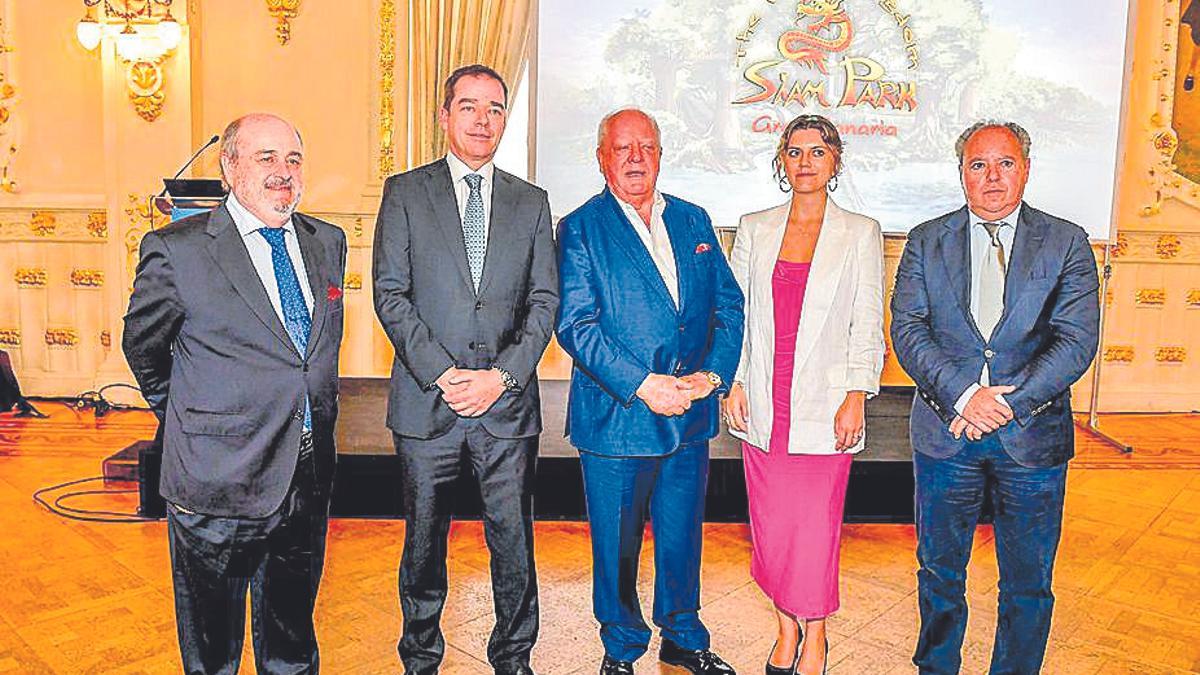 Benítez de Lugo, Cristoph Kiessling, Wolfgang Kiessling, su nieta y Rodríguez