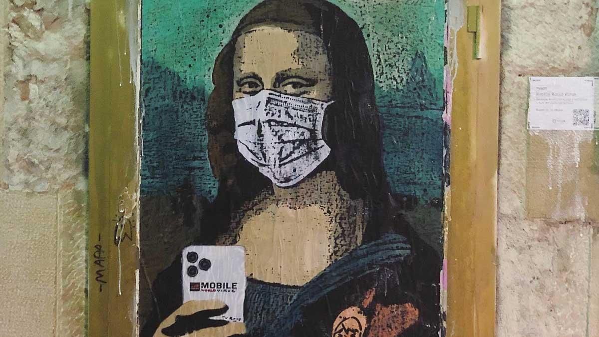 TVBoy presenta su obra 'Mobile World Virus' en Barcelona