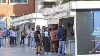 Una feria del libro más breve y sin porcentaje de autores alicantinos