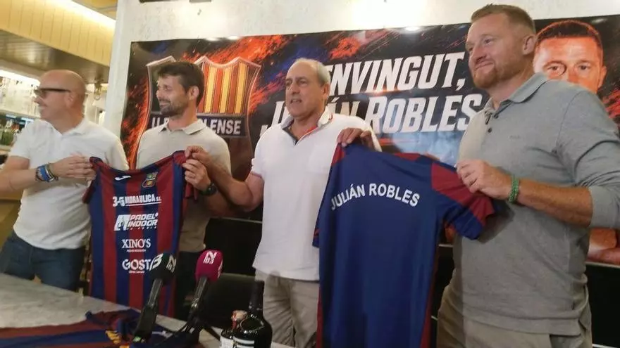 Julián Robles, nuevo entrenador del Poblense