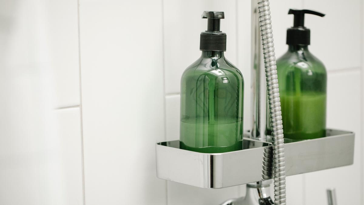 GEL MERCADONA | El novedoso gel de ducha de Mercadona que limpia e hidrata  al mismo tiempo (y vale para el pelo)