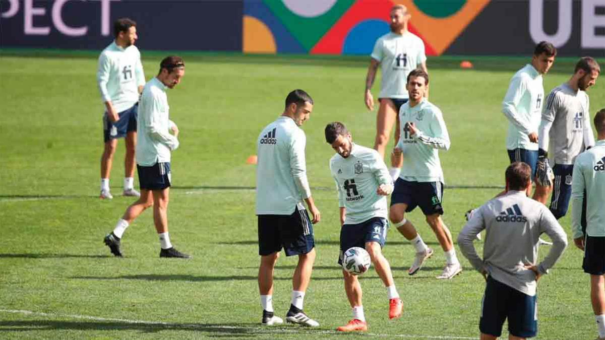 La selección española entrena en Kiev