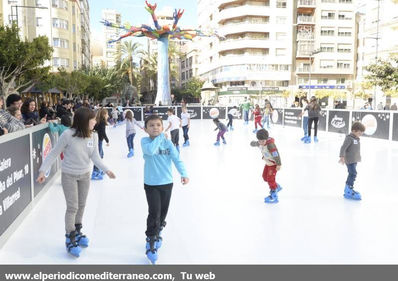 Galería de fotos --  Castellón sobre hielo en Navidad