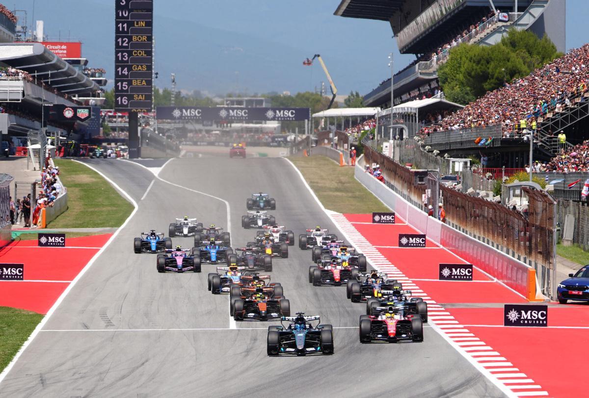 Salida del GP de Barcelona-Catalunya.