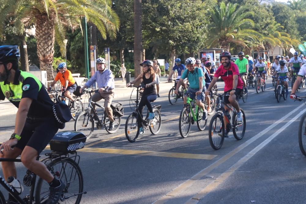 Málaga celebra el Día de la bici