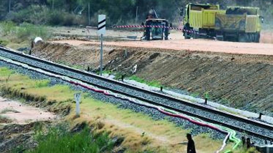 Obras en uno de los tramos del AVE a su paso por la provincia.