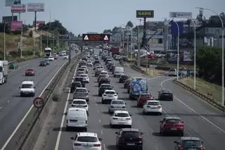 Un coche averiado en A Ponte Pasaxe provoca retenciones kilométricas en Alfonso Molina, en A Coruña