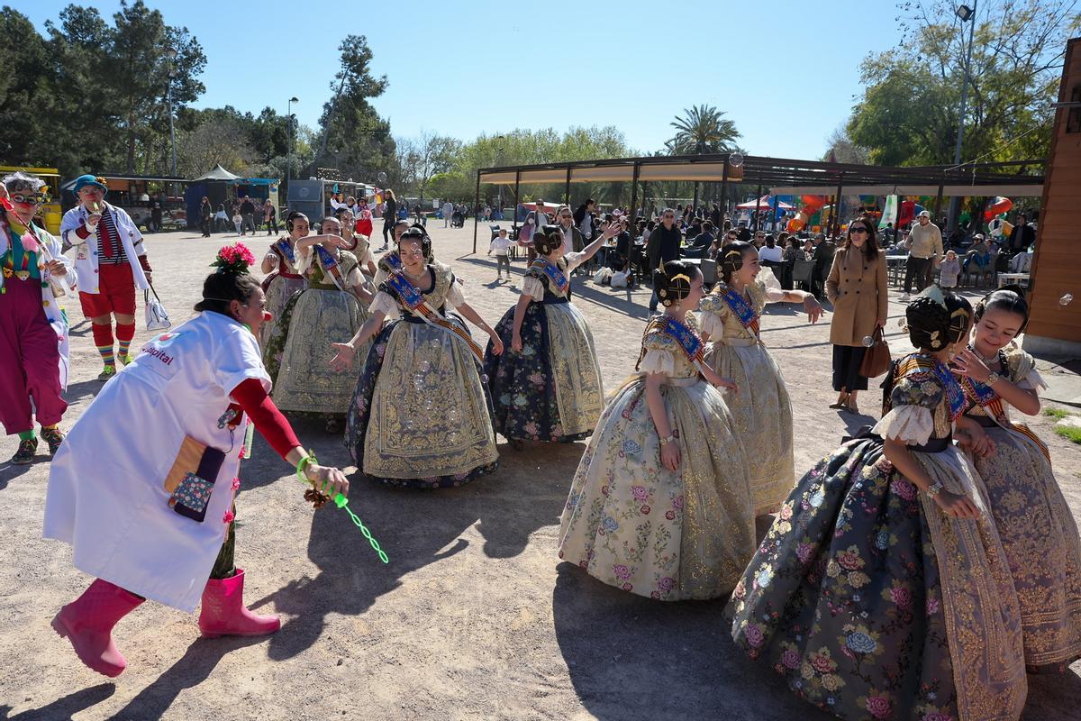 Marta Mercader y la corte infantil vuelven a la actividad por una buena causa