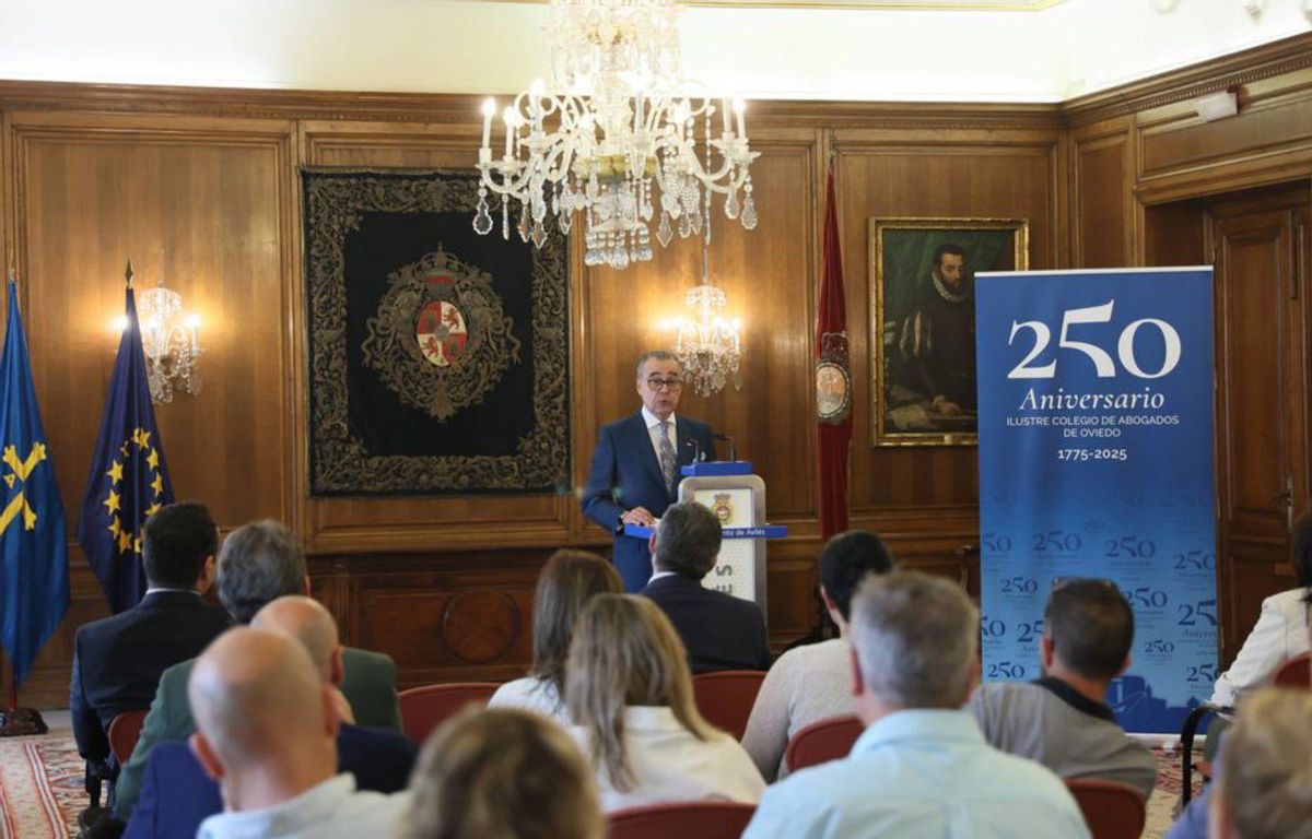 Antonio González-Busto, durante su discurso.