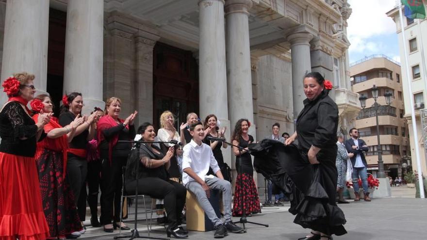 Claveles al mar por la libertad gitana