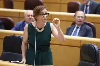 La ministra Mónica García deja en manos de las autonomías "la llave" para desatascar el conflicto sanitario