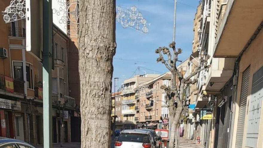 El Ayuntamiento de Cehegín mejora los ornamentos de la vía pública