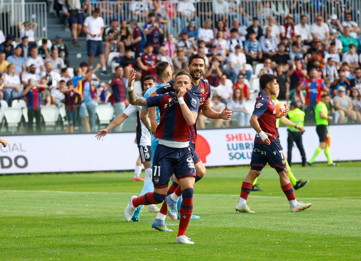Morales, y su segundo ascenso con el Levante UD
