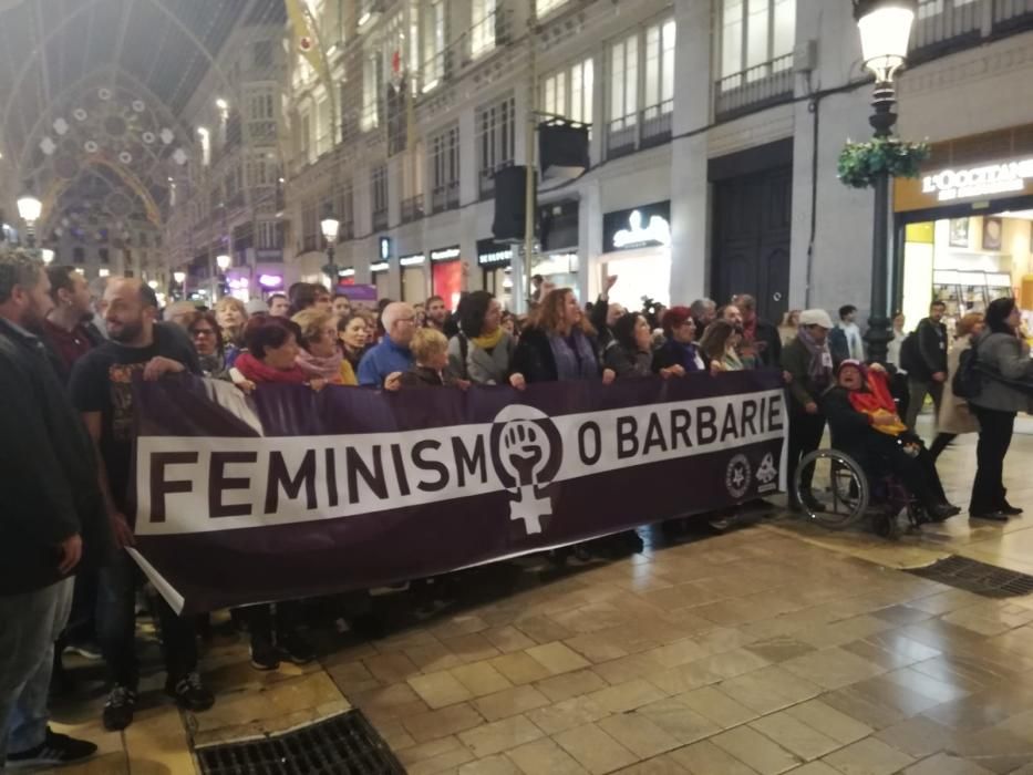Manifestación feminista por las calles del centro de Málaga