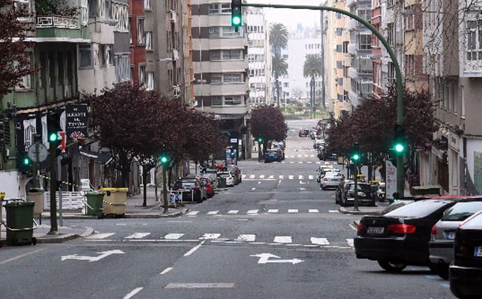 Calles vacías en A Coruña el Día del Padre