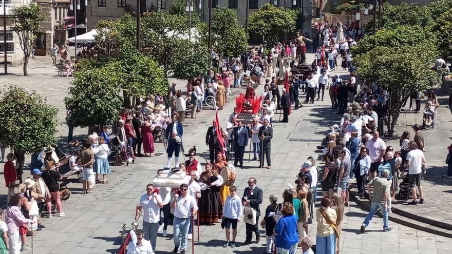 Pontevedra recupera doce imágenes para el Corpus tras más de