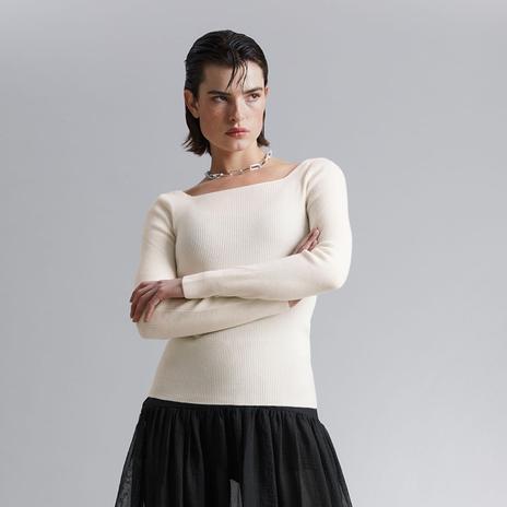 Esta maxi falda semitransparente de &amp;Other Stories está rebajada y a punto de agotarse