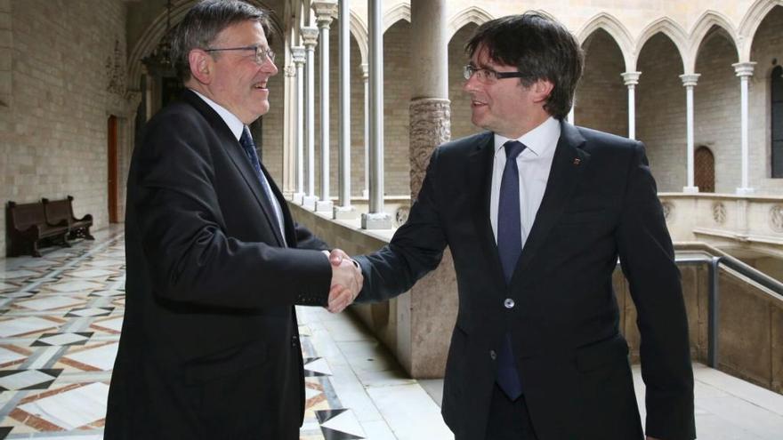 Puig se reúne con Puigdemont en Barcelona antes de asistir al homenaje a Chacón