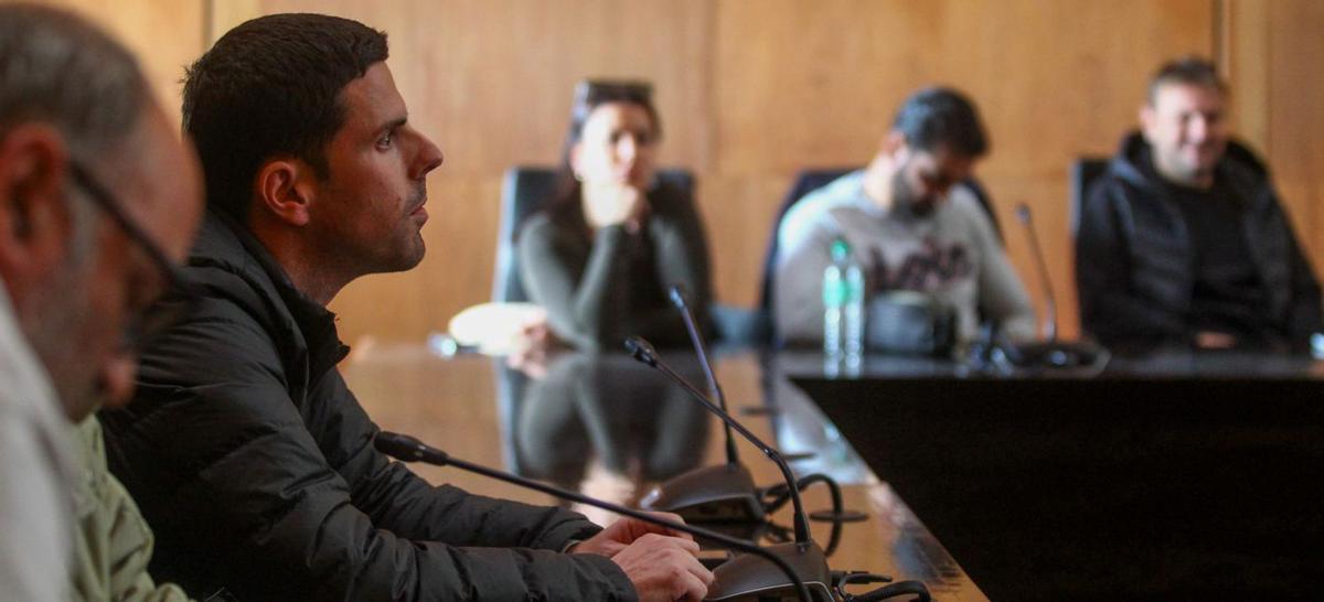 Choque entre el PP y el PSOE por el cambio del pleno ordinario de mayo