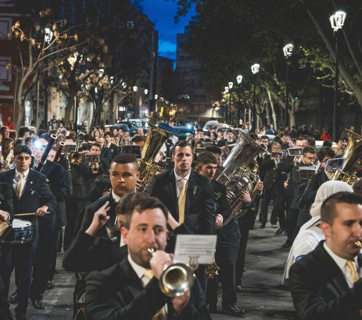 La agrupación participó en las procesiones. | SERVICIO ESPECIAL