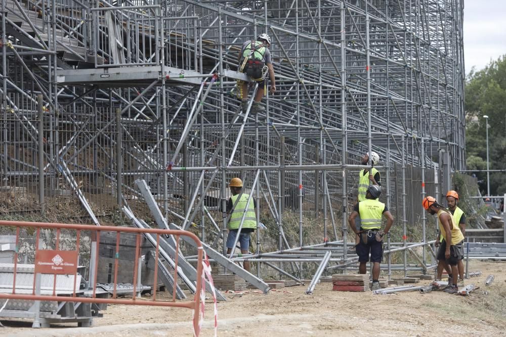 Obres a gol nord i a preferent de l'estadi de Montilivi