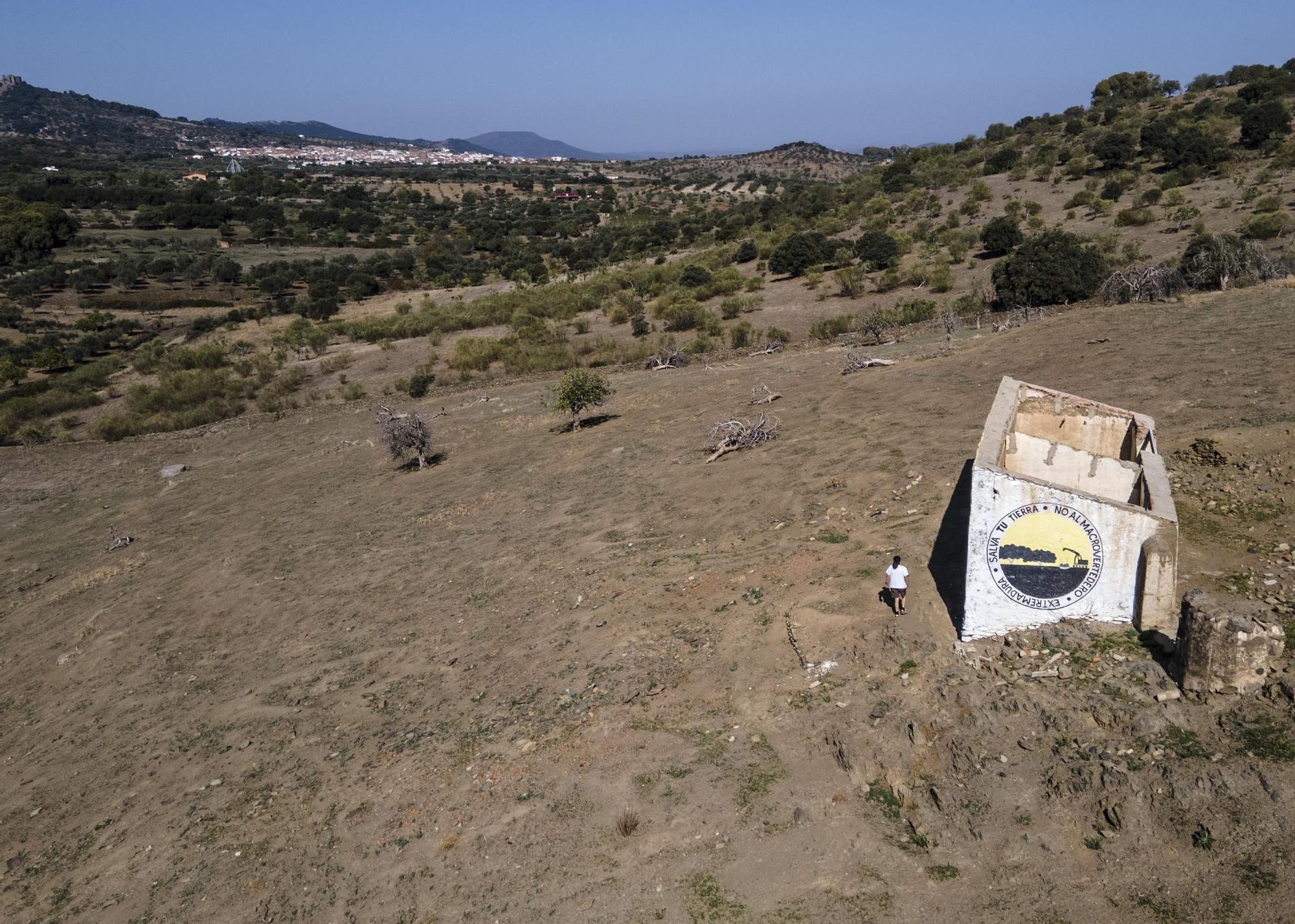 GALERÍA | Salvatierra: un año contra el macrovertedero