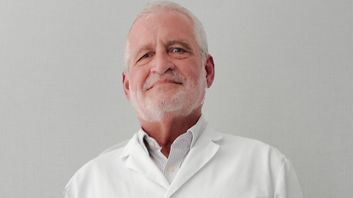 Dr. Juan Carlos Gómez, jefe de Traumatología Hospital Quirónsalud Costa Adeje