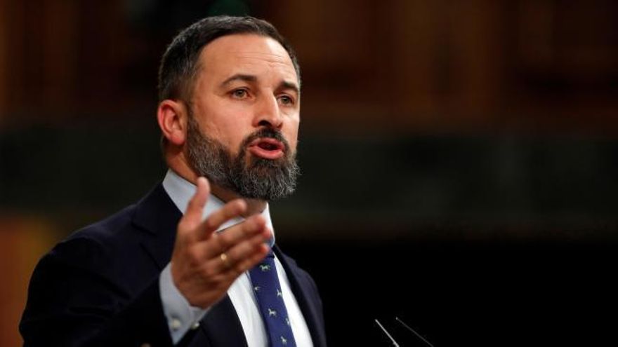 Abascal arranca su discurso pidiendo la detención de Torra