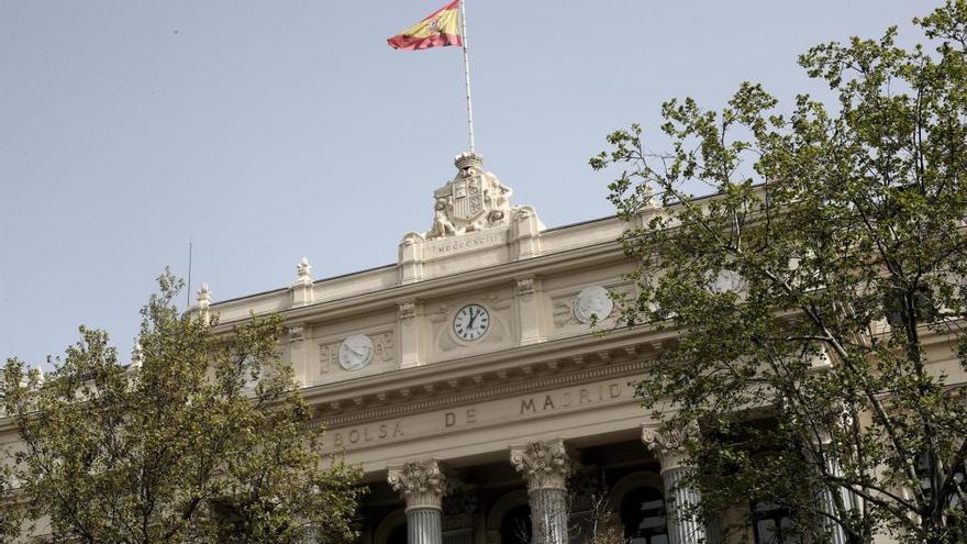 Façana de l&#039;edifici de la Borsa a Madrid
