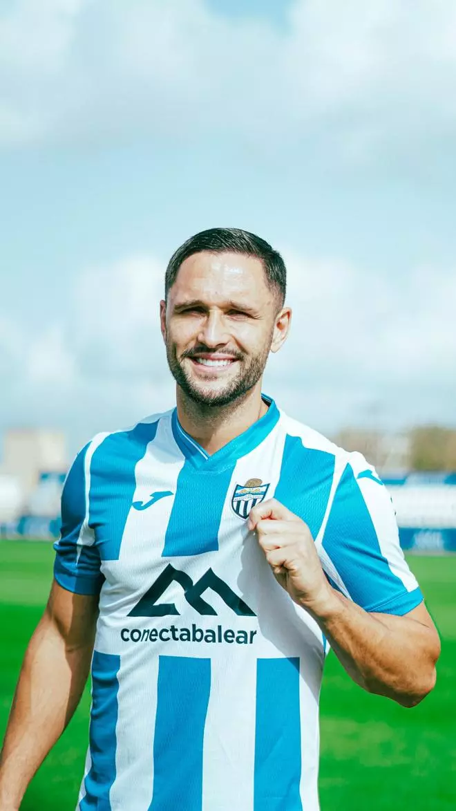 El Atlético Baleares anuncia el fichaje de Florin Andone
