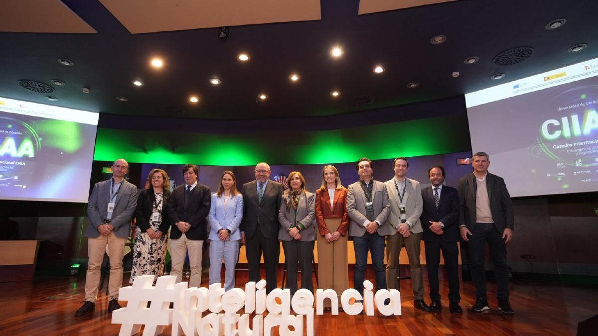 Participantes en la presentación de la Cátedra Inteligencia Artificial y Agricultura de la UCO.