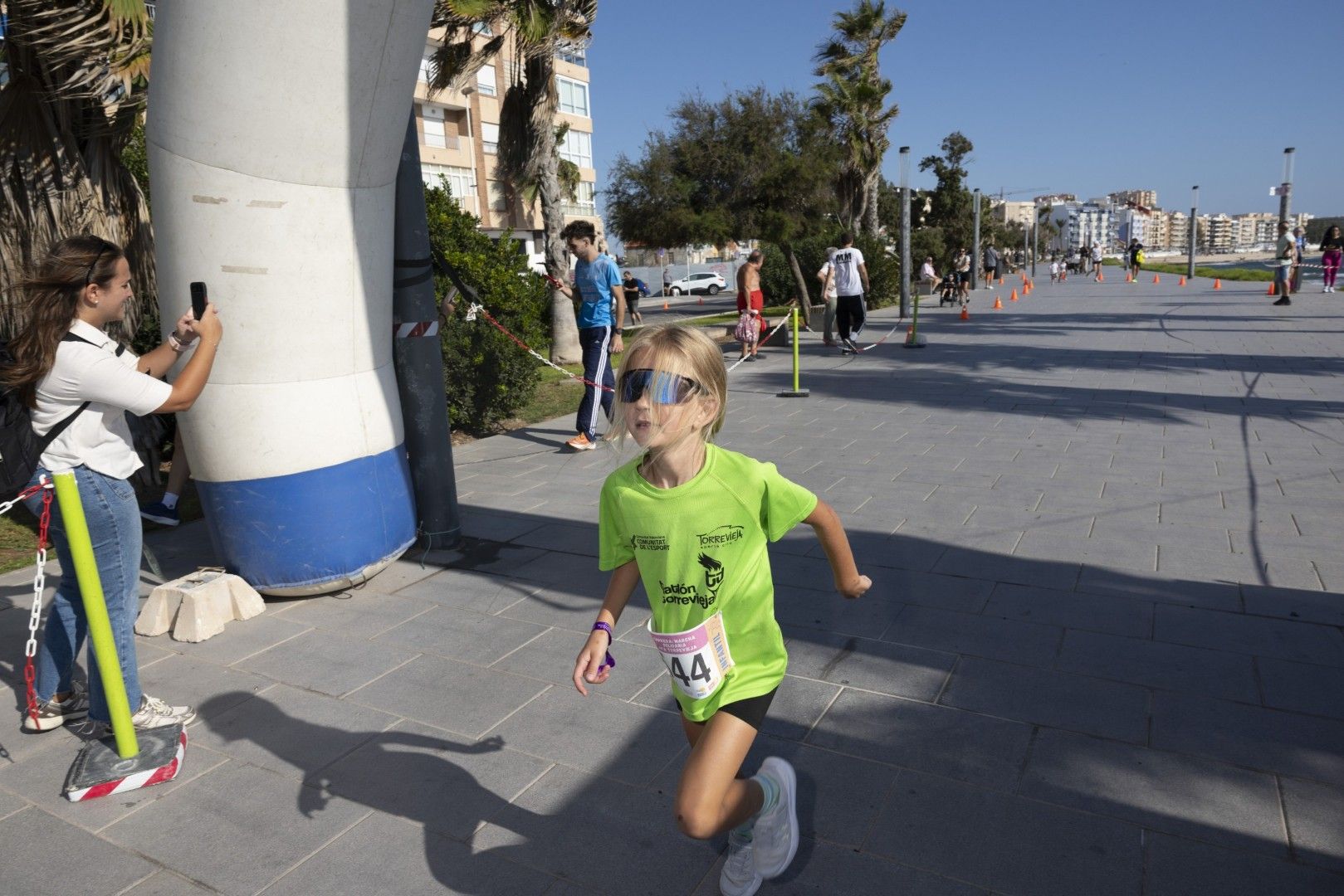 Así fue en imágenes una nueva edición de la carrera solidaria de AFA Torrevieja