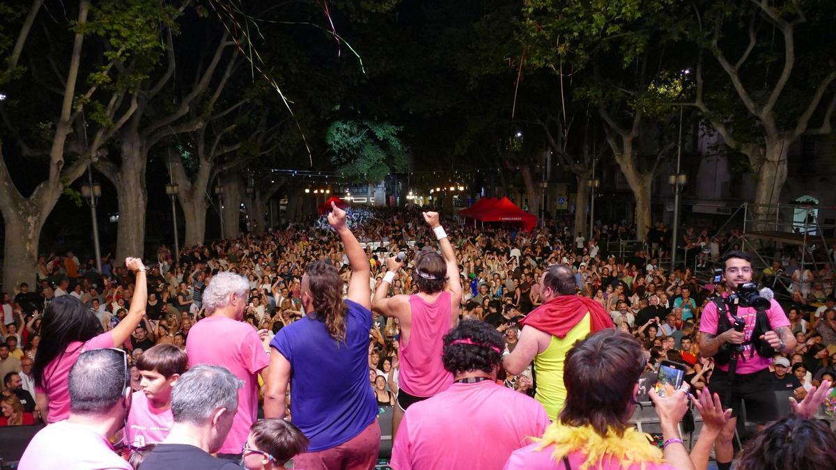 L'Orquestra Di-Versiones tancant l'Acústica 2025