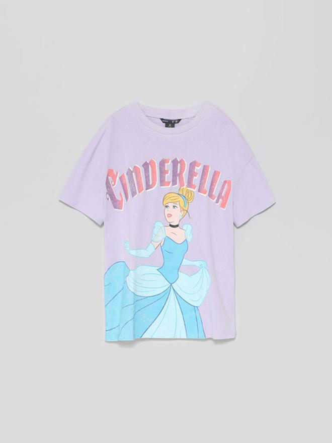 Camiseta larga de 'La Cenicienta', de Lefties