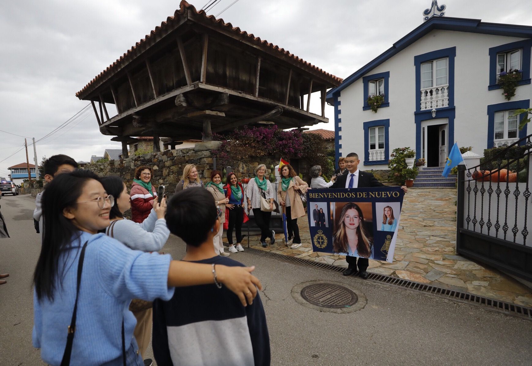 EN IMÁGENES: La Familia Real visita Cadavedo para hacer entrega del premio al Pueblo Ejemplar