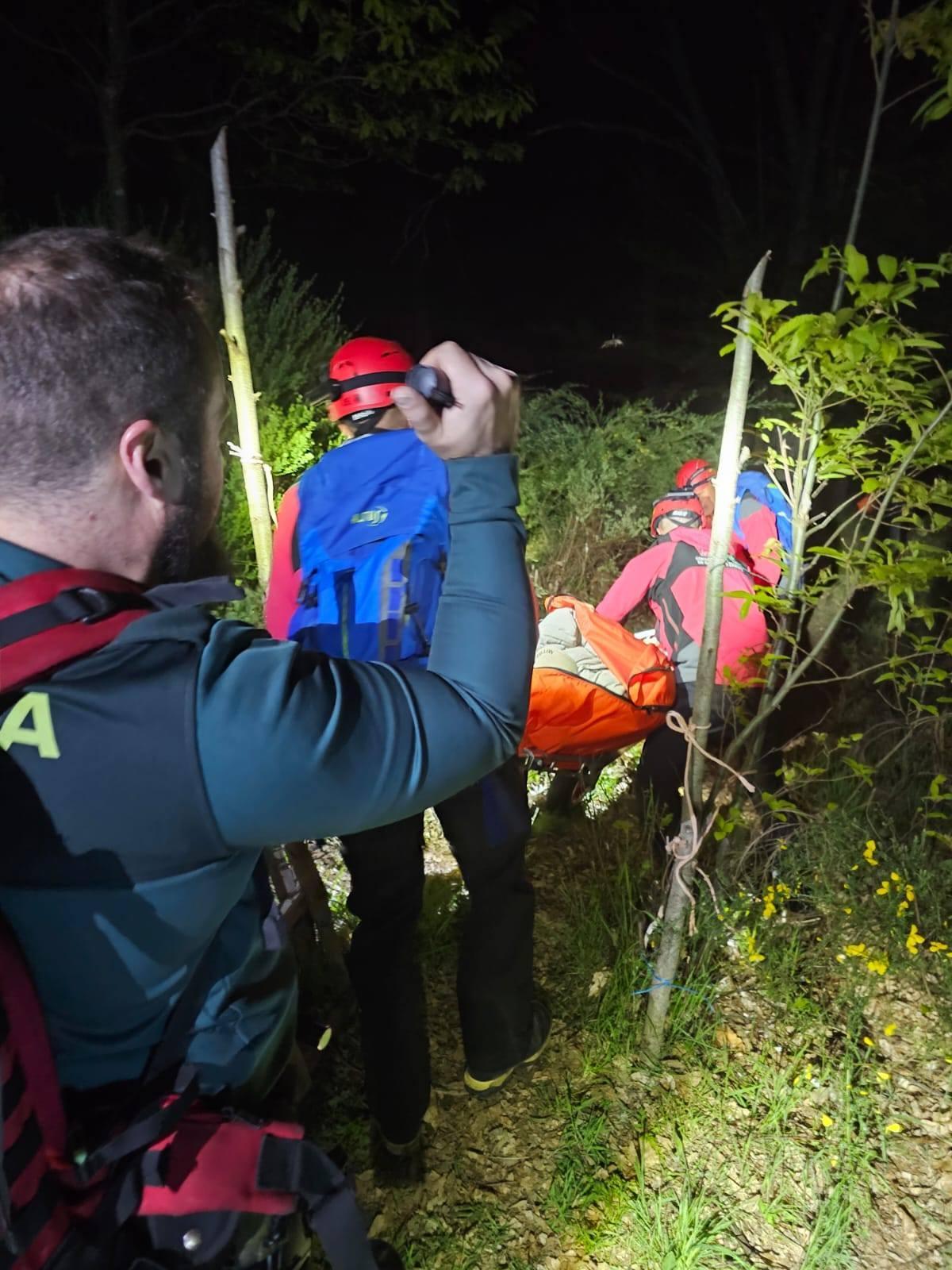 Un momento del rescate en San Martín de Castañeda.