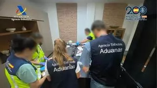 Una empresa de Badajoz, entre las registradas en una macrooperación contra un fraude de casi 12 millones en el IVA del alcohol