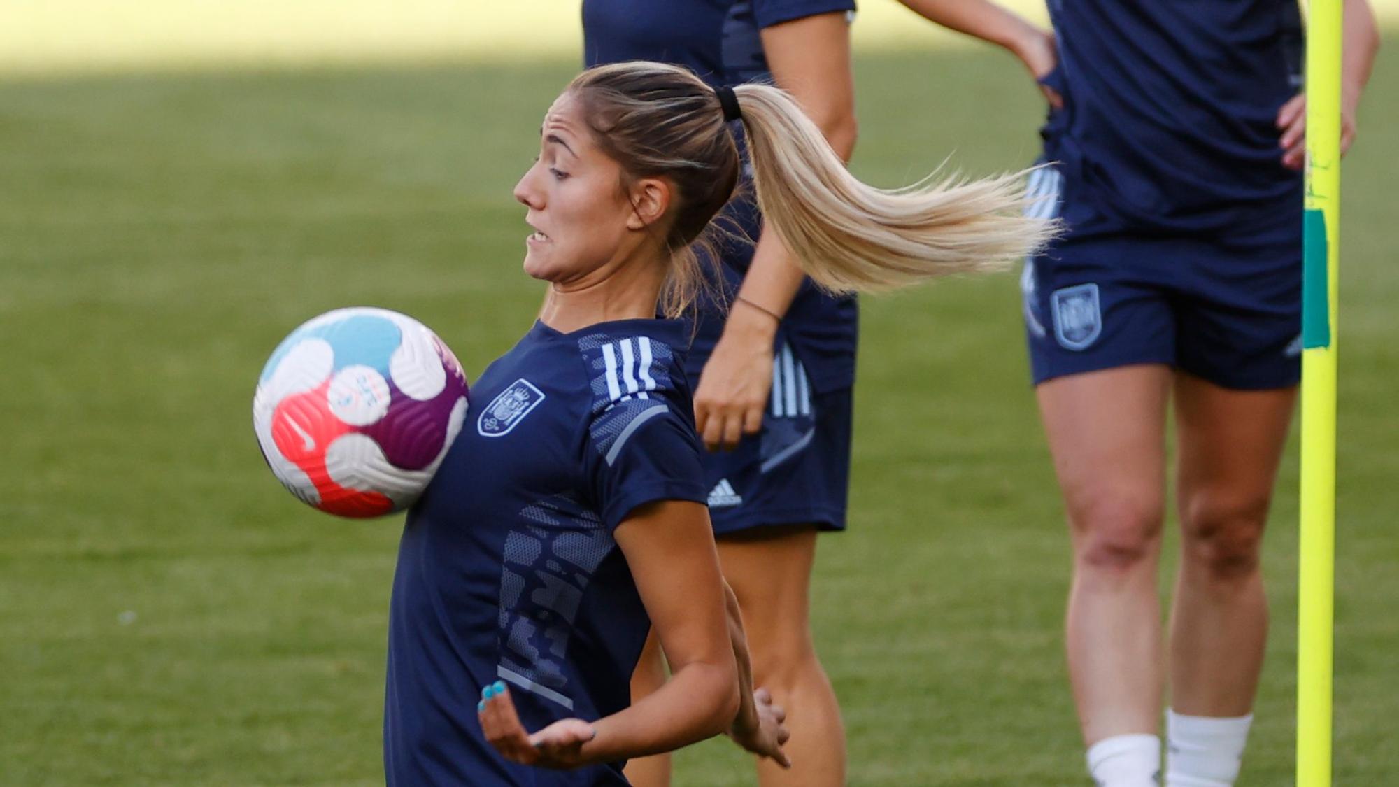 Laia Aleixandri, duda para el partido ante Dinamarca