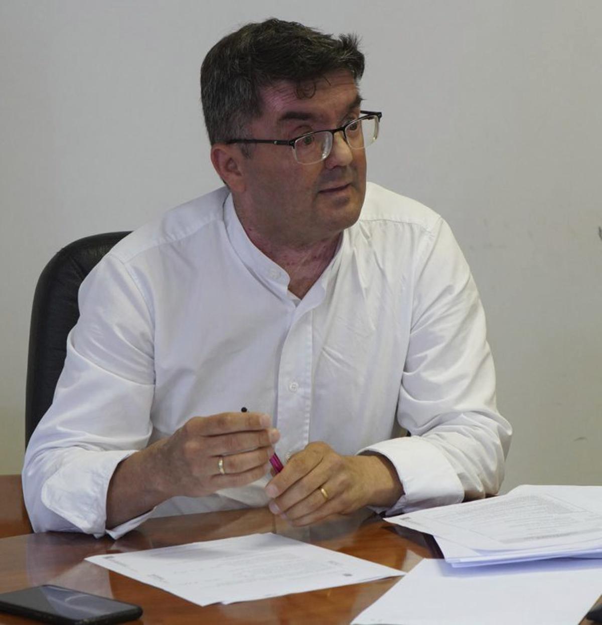 Julio López, durante un pleno. |  Bernabé