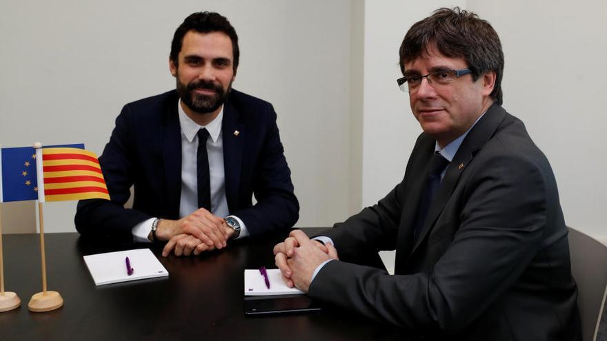 Puigdemont diu que «hi ha moltes possibilitats» d&#039;estar presencialment en el ple