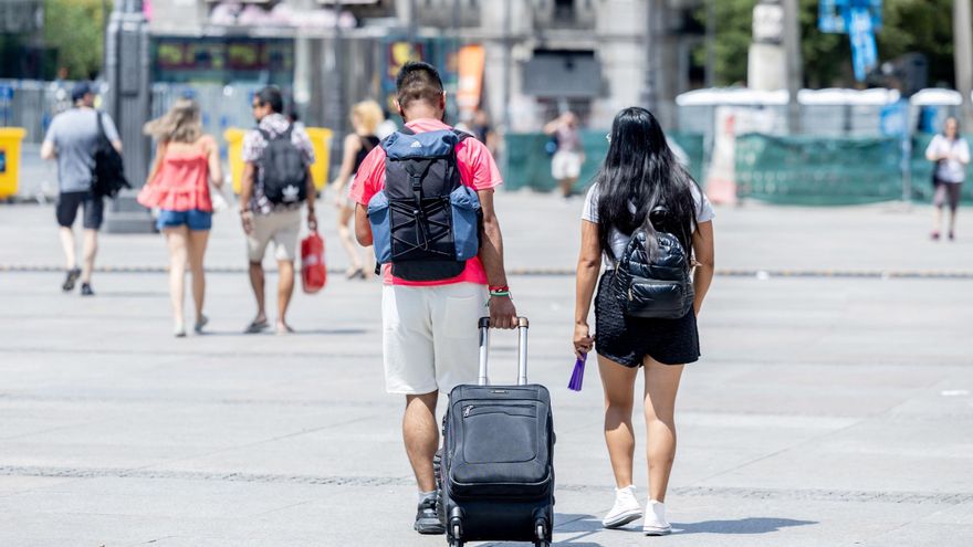 El sector turístico se defiende: el 88% del aumento de la presión humana en los destinos españoles se debe a nuevos residentes
