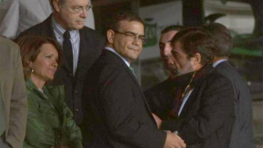 González se reúne con Ambrosio y Durán para acercar posturas