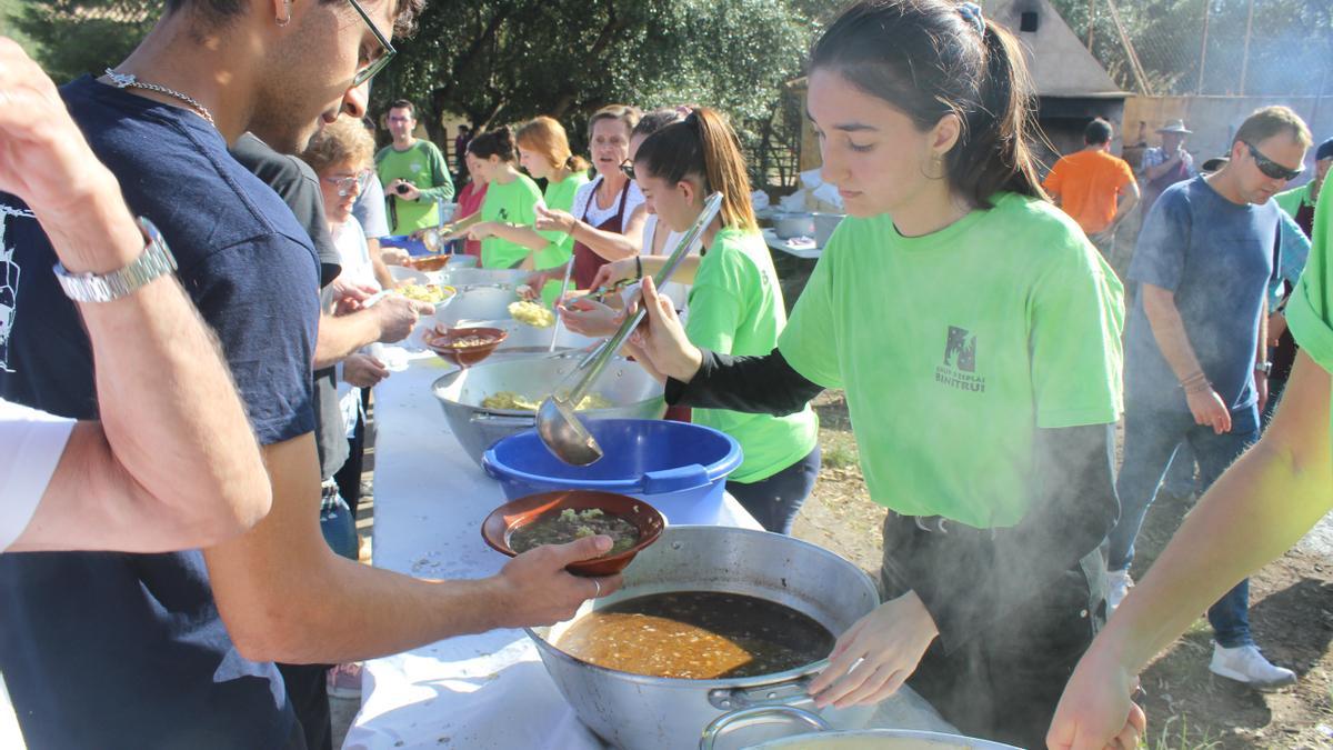 El &#039;arròs amb salseta&#039; es un plato típico de la gastronomía de Binissalem.